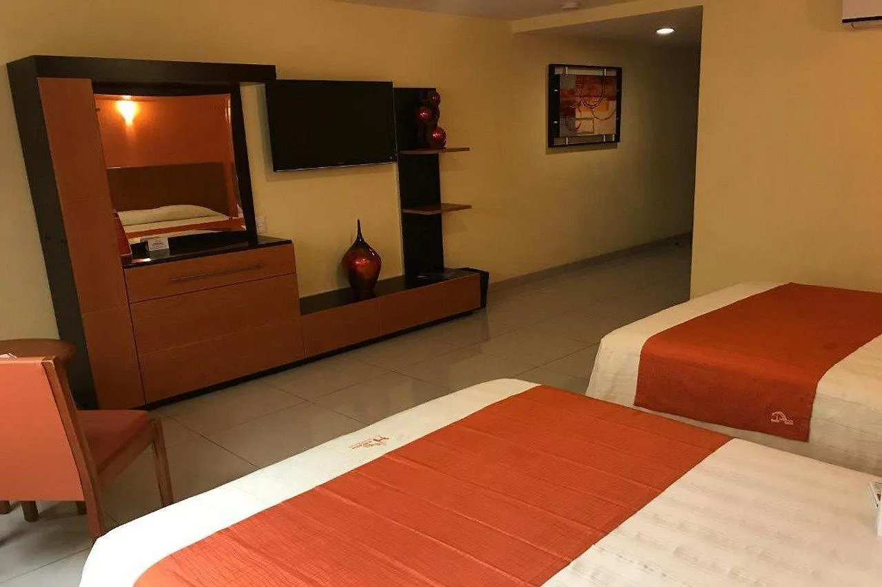 Hostalia Hotel Expo & Business Class Guadalajara 4*,  Mexique