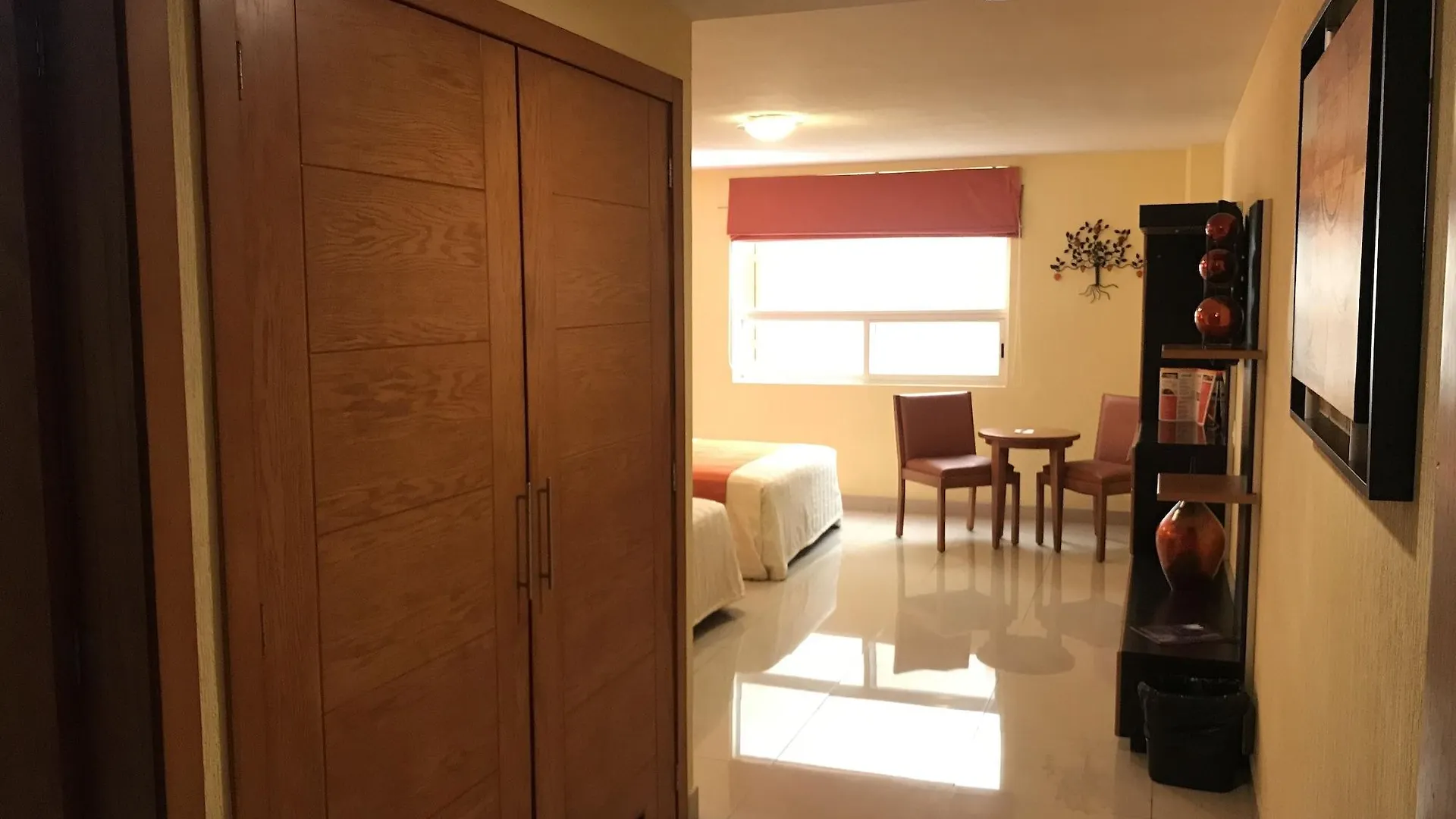 Hostalia Hotel Expo & Business Class Guadalajara