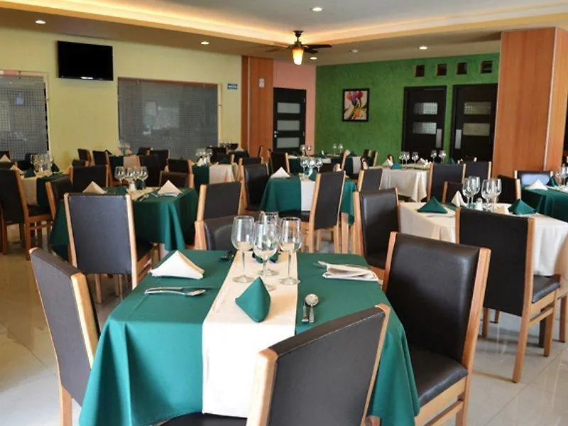 Hostalia Hotel Expo & Business Class Guadalajara