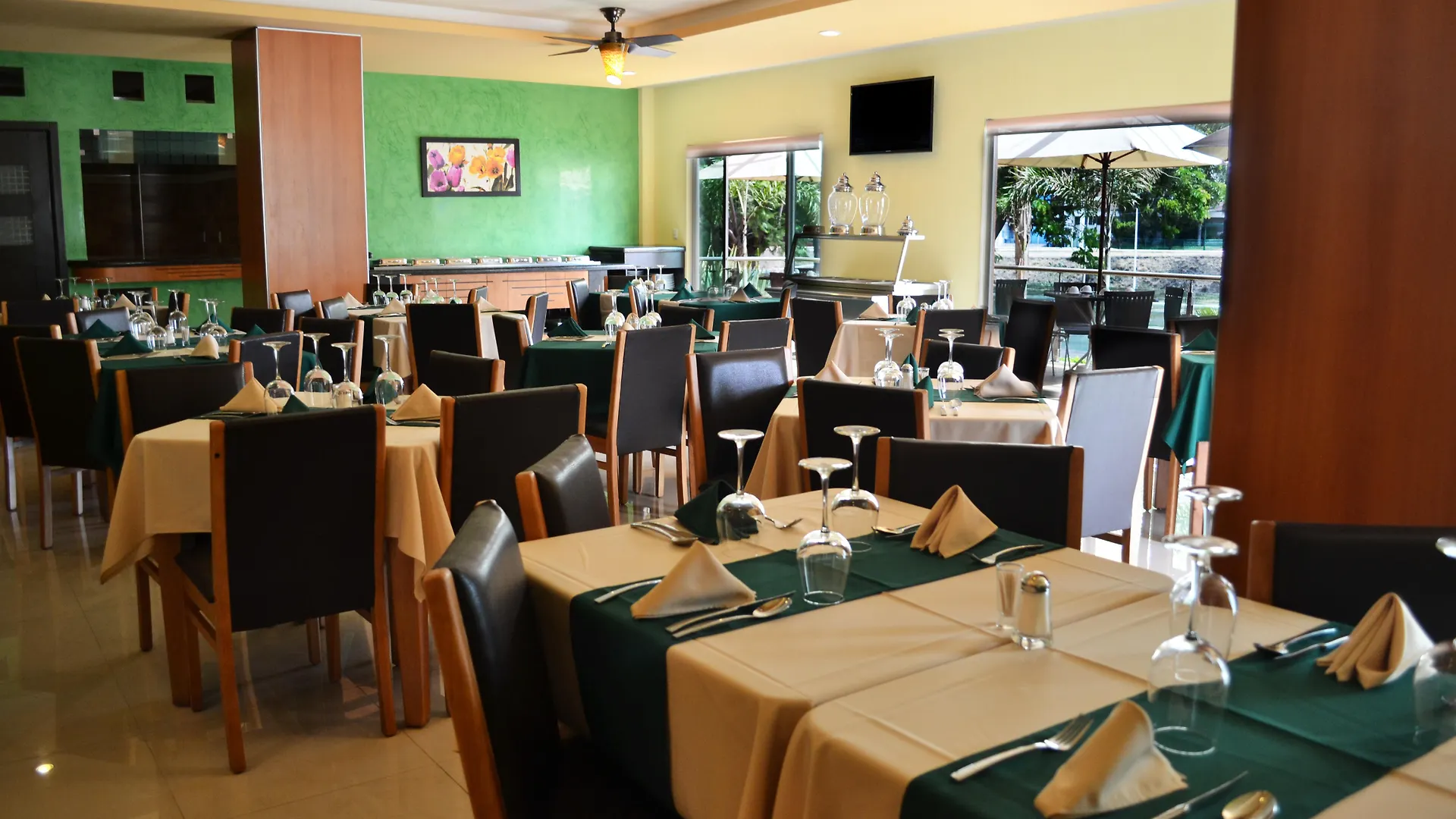 Hostalia Hotel Expo & Business Class Guadalajara