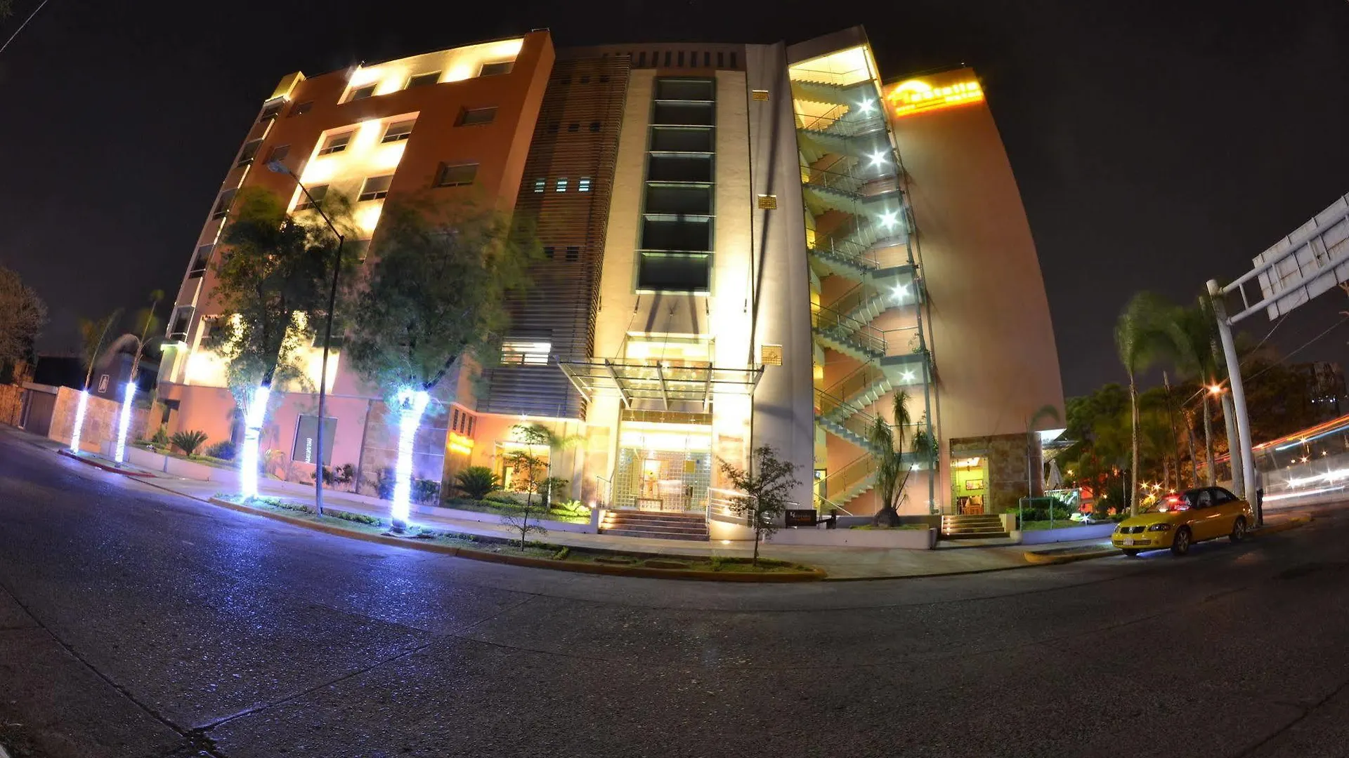 Hostalia Hotel Expo & Business Class Guadalajara